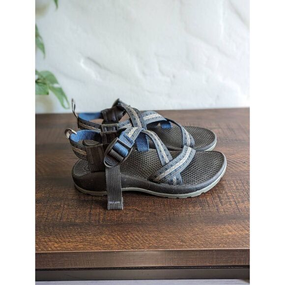 Chaco Blue and Gray Adjustable Strappy Sandals Kids - Size 2 - Picture 1 of 7
